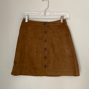 Abercrombie (Outlet) Faux Suede Button Front Skirt in size Small